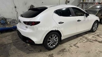 Mazda 3 2019 Sport 1.5L Luxury - 60000 km