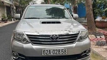 cá nhân bán xe Toyota Fordtuner 2014 máy dầu,số sà