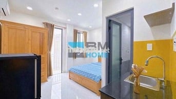 STUDIO BAN CÔNG HẦM XE THANG MÁY BẢO VỆ 24/7 – CÒN MỚI 99% 🌿