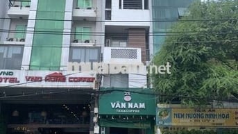 MẶT TIỀN NGUYỄN GIA TRÍ (D2), BÌNH THẠNH – TRỆT 5 LẦU THANG MÁY