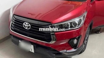 Toyota Innova 2020 Venturer - 34000 km 7c tự động