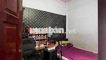 Bán nhà 72m2 sổ riêng tại chợ Tân Long, Tân đông hiệp, bình dương