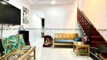 Kinh doanh thua lỗ bán gấp 63m2,1 trệt 2 lầu,SHR,970tr,Quang trung,GV