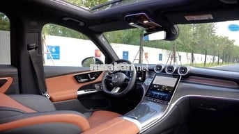 Mercedes Benz GLC Class 2023 - 15000 km