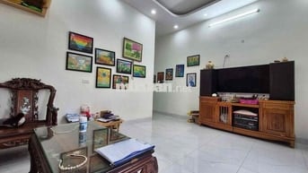 Hơn 2 tỷ có nhà đẹp Định Công Thượng-Oto tránh 40m-62m*2T;3N