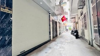 Bán gấp nhà Xuân thủy, Cầu giấy thang máy gần ngõ ô tô giá nhỉnh 12tỷ