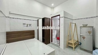 CHO THUÊ CĂN HỘ FULL NỘI THẤT NGAY VANHANH MALL - WC VÀ BẾP RIÊNG