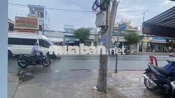 Nhà chủ bán gấp. ngay TT quận 7 phường phú mỹ. sát trục đường NTT