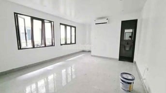 CCMN 2 CỬA SỔ RỘNG THOÁNG - 32 ĐỖ ĐỨC DỤC - NGAY CẠNH AO TRÒN MỄ TRÌ