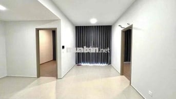 Cho thuê căn hộ 3PN có 3 máy lạnh. Sẵn ở ngay. LH xem nhà.