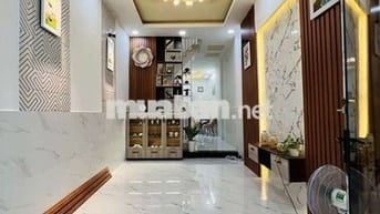 NHÀ BÁN Q8 SIÊU ĐẸP - 40M2- 3 TẦNG- 4PN- FULL NỘI THẤT - SÁT MT- 4TYXX