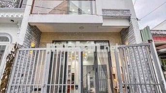 Nhà Trệt Lầu Mới 2pn 2wc hẻm 876 Trần Nam Phú