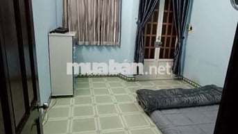 Cho Nam thuê phòng gần cổng trước Trường Văn Lang cs3