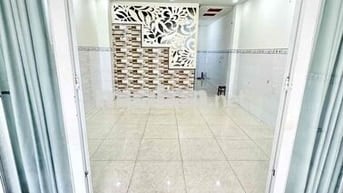 Nhà Đẹp 4x10m 1Lầu (2PN 2WC) Hẻm 4m. Lê Đình Cẩn, Tân Tạo, Bình Tân