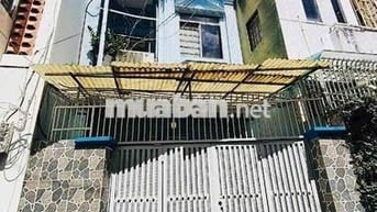 Phan Xích Long, nhà 70m2, 3 tầng 4PN, hẻm xe hơi, cho thuê 15tr/tháng