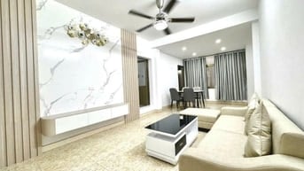 Bán căn hộ tập thể tầng 2 phố Linh Lang- 3 ngủ 