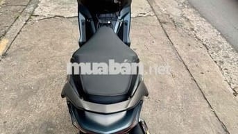 🛑🛑 Future xanh đen T8/ 2025  như mới có góp