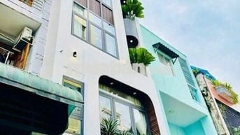 HOT ĐƯỜNG HOA, Mặt tiền 14C Hoa Sứ, Phú Nhuận. 1 Trệt 3 lầu Nhà Mới