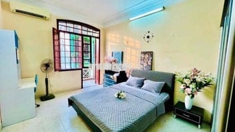 Phòng trọ 30m2 biệt thự lô góc Hồ Tây, 127, ngõ 56 Tứ Liên, Tây Hồ,HN