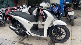 Honda SH 125 2015 mới 90% Bstp chính chủ