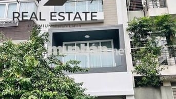 NHÀ ĐƯỜNG HOA HỒNG DIỆN TÍCH: 4X18M TRỆT 3 LẦU CHO THUÊ