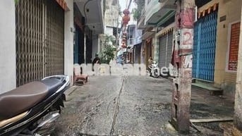 Nhà nằm tại mặt tiền hẻm ô tô đường Âu Cơ, Tân Bình, DTđất 106m2