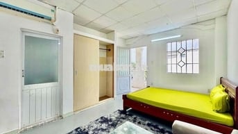 Căn Hộ Ánh Sáng Trực Tiếp 35M2 Ngã Tư Hàng Xanh Bình Thạnh