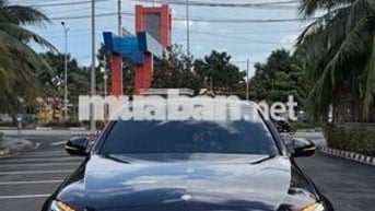 MECEDEZ BENZ C300 2016 AMG  - 90000 KM