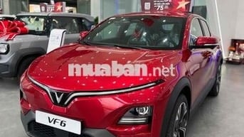 VF6 Plus Đỏ mới 100%, xe sẳn giao ngay