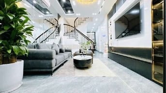 BÁN NHÀ PHỐ TRẦN DUY HƯNG. 44/52 M. NHÀ MỚI 6 TẦNG THANG MÁY. 17,8 TỶ