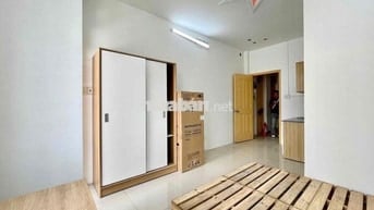 Khai trương căn hộ ban công thoáng mát ngay Nguyễn Gia Trí