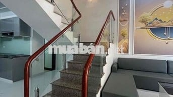 Chính chủ cho Thuê nhà 3Tầng Ngõ 560 / số nhà 32/ Diện tích 40 m2 mặt
