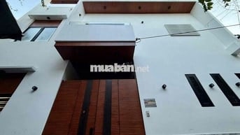 nhà 3 tầng 3 mê kiệt 3m Hoàng hoa thám nhà xây kiên cố