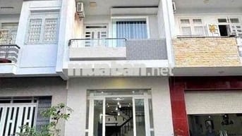 Cho thuê nhà 2 lầu đường B5 KDC Hưng Phú gần siêu thị Go