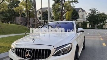 Mercedes Benz C 2015 C300 AMG - 120000 km