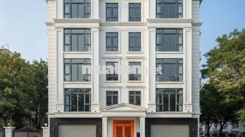 BÁN TÒA NHÀ CĂN HỘ DỊCH VỤ GẦN 229 NGUYỄN THỊ TÚ, 26 TỶ 8 THƯƠNG LƯỢNG