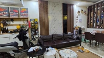 Bán Nhanh - Nhà Ngõ 79 Cầu Giấy - hà nội - 50M - 5 Tầng - Mt 4,5M 