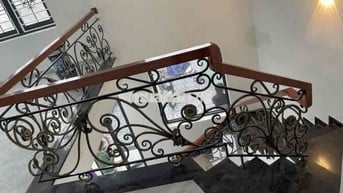 Chào bán nhà kiệt cmt8, 2 tầng. Kiệt thông