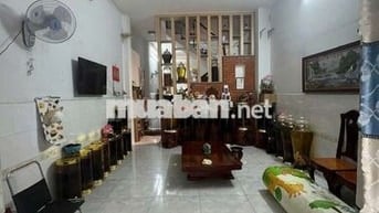 Nhà trệt lầu 2pn 2vs hẻm xe tải 5m