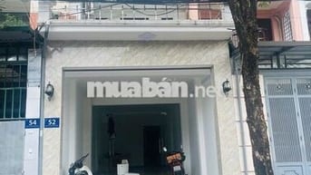 Cho thuê nhà ngõ 15 phố Trần Kim Xuyến. DT 95m2 x 5 tầng, đường 10m