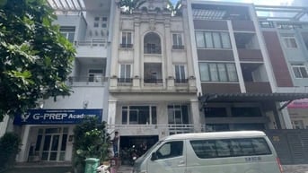 Chính chủ cho thuê nhà Phạm Thái Bường Phú Mỹ Hưng giá 62tr nhà đẹp