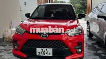 Toyota Raize 2023 - 8000 km