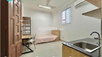 CHO THUÊ STUDIO SỔ TRỜI THANG MÁY HẦM XE GẦN SÂN BAY