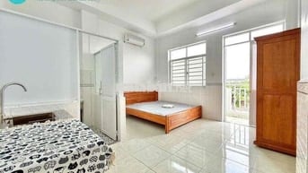 STUDIO BAN CÔNG FULL NỘI THẤT CÓ THANG MÁY GẦN NHÀ THỜ PHAOLO AEON BT