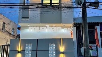 Bán nhà góc 2 mặt tiền full nội thất hẻm 115 gần chợ an thới 3,09 tỷ