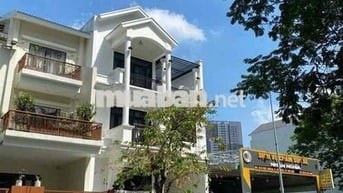 Cho thuê nhà hầm trệt 2 lầu có thang máy KDC ngay Phạm Vân Đồng