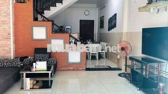 Nhà đẹp rộng rãi 150 m2, 3 PN, 3 PT, phòng khách, bếp, TCH Q.12