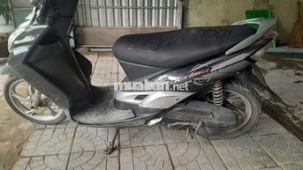 Xe gia đình đang chạy máy zin im ru   mioutimo