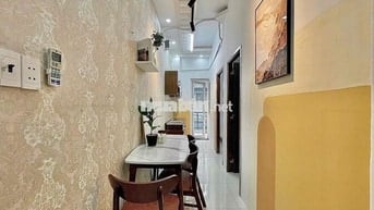 Khai trương chdv 2PN ban công gần chợ Phạm văn bạch, Tân Bình, HCM