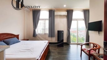 Ban công view đẹp Decor xinh Full nội thất Tòa nhà có thang máy